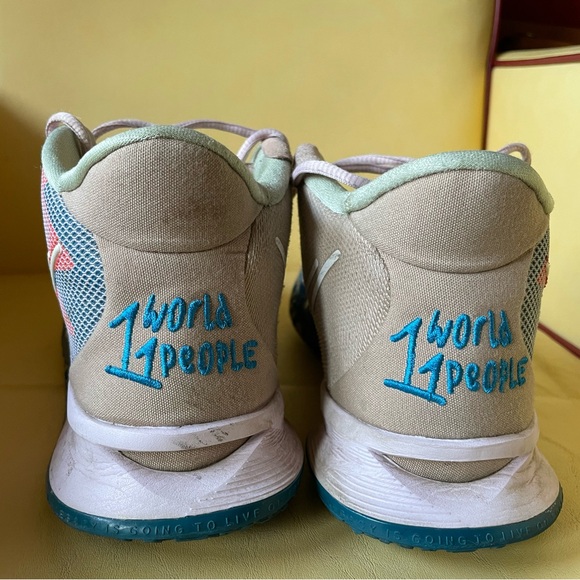 Nike Kyrie 7 Regal Pink 1 World People Basketball Shoe Limited Edition - Picture 3 of 4